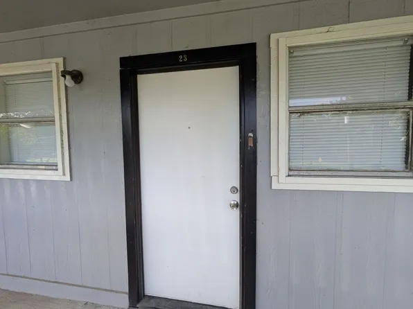 Woodrow Apartments, 975 Woodrow St, Beaumont, TX 77705