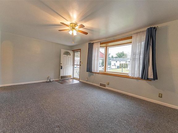3rd image of 2623 John St