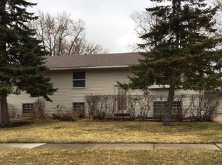 716 Oriole Dr, Streamwood, IL
