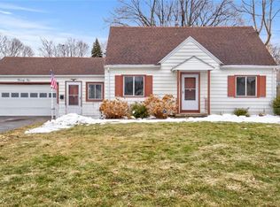 22 Mac Arthur Rd, Rochester, NY 14615