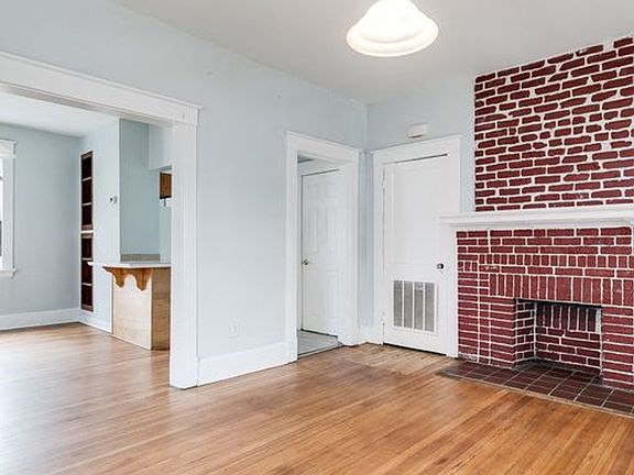 3rd image of 2514 5th Ave