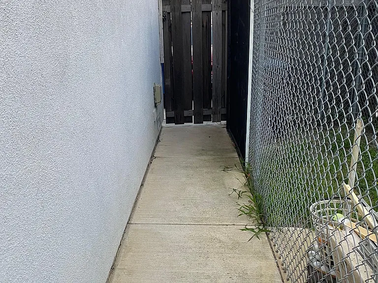 8693 Medford St — Photo 18