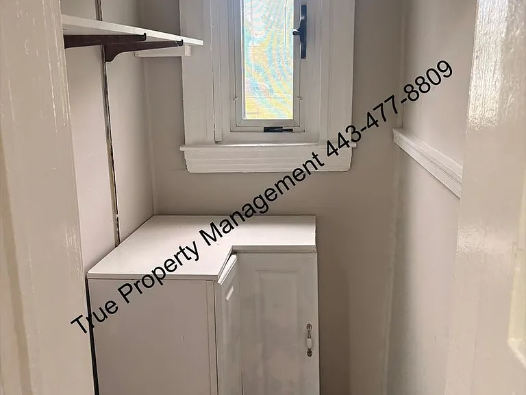 1107 N Longwood St — Photo 7