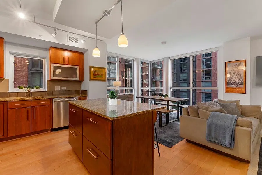 2 bed, 2.0 bath, $4,900 — Photo 4