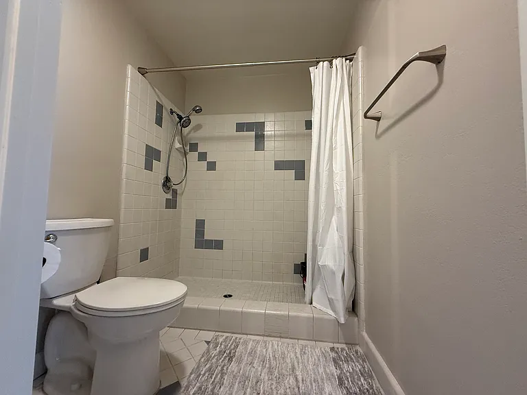 MB2 bathroom