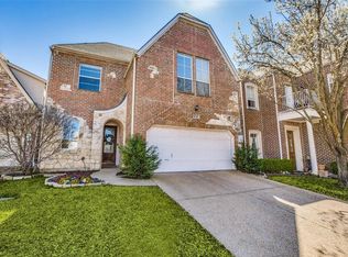 8748 Coppertowne Ln, Dallas, TX 75243