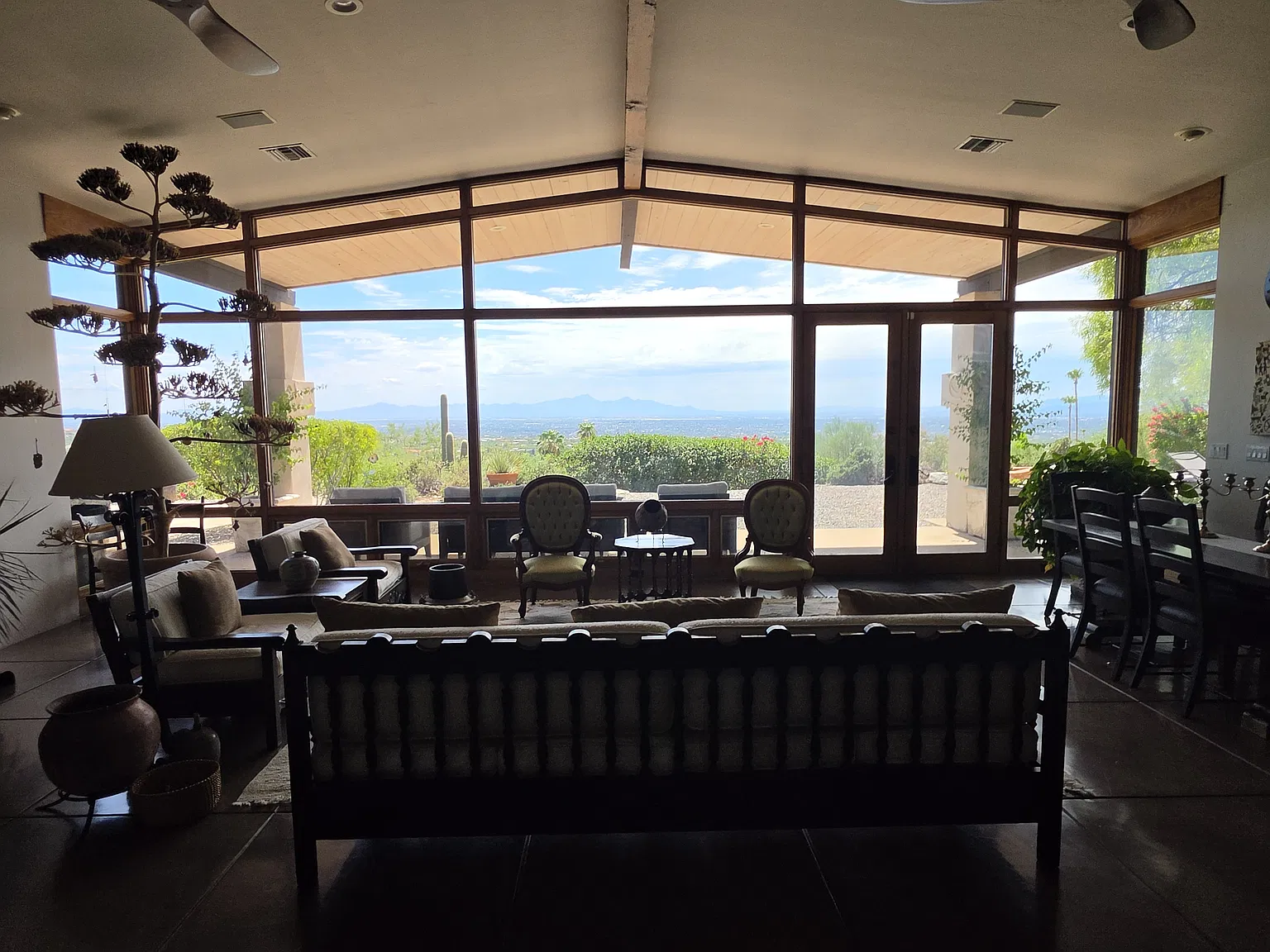 3 bed, 3451 sqft, $6,000 — Photo 1