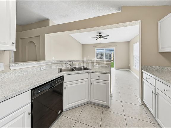 3rd image of 7367 Wood Duck Rd