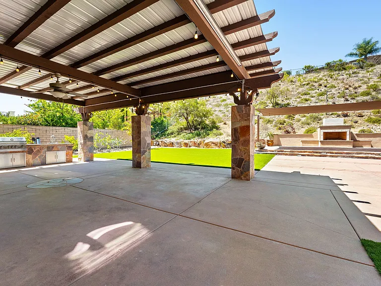 11638 Big Canyon Ln — Photo 29
