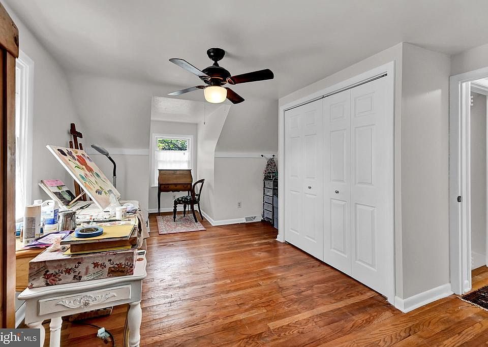 1st image of 200 Park Heights Blvd