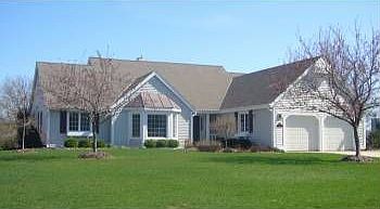 2nd image of W226N2730 Aspenwood Ln