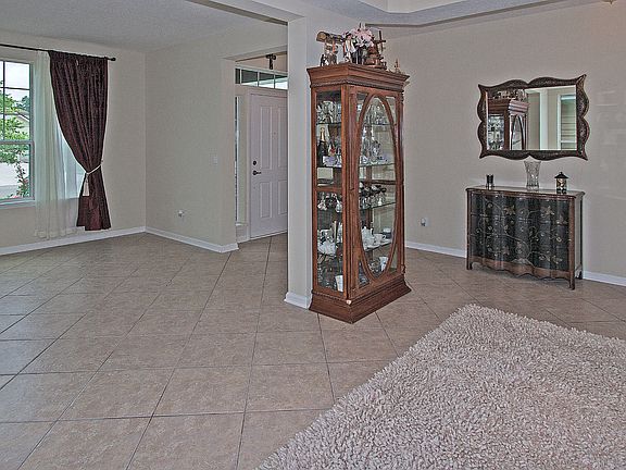 4th image of 56 Scottsdale Dr