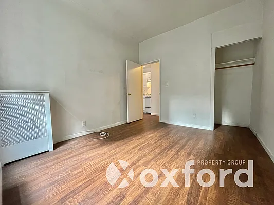 Rented by Oxford Property Group | media 18