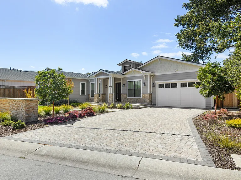 68 Mountain View Ave — Photo 32