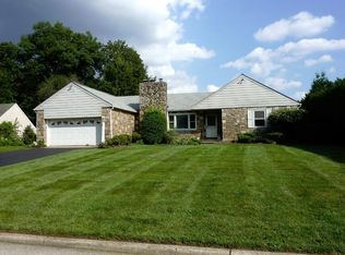 8103 Heacock Ln, Wyncote, PA 19095