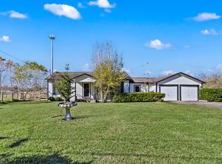 1407 Bess Rd, Dickinson, TX 77539