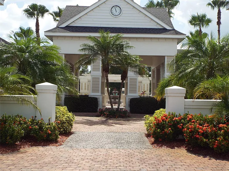 417 Southern Pecan Cir #207-207-207 — Photo 10