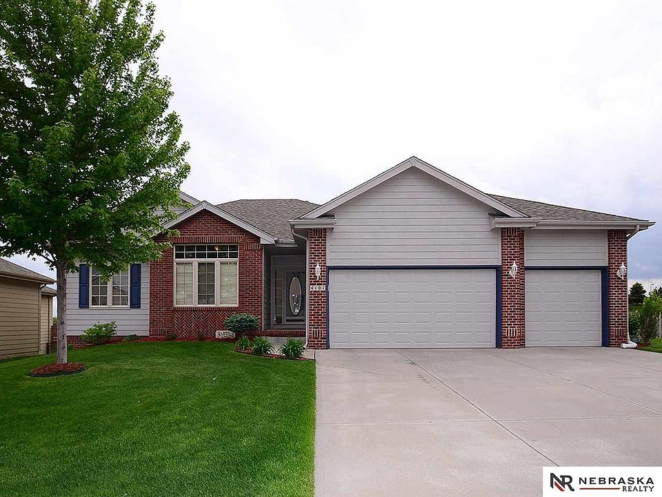 1st image of 4101 N 174th Ave