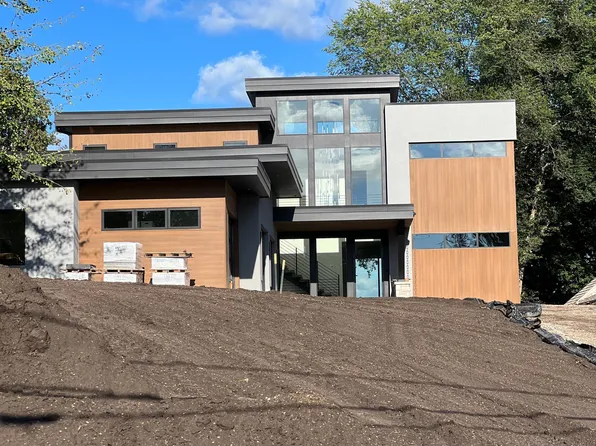 1856 Shadywood Rd, Wayzata, MN 55391