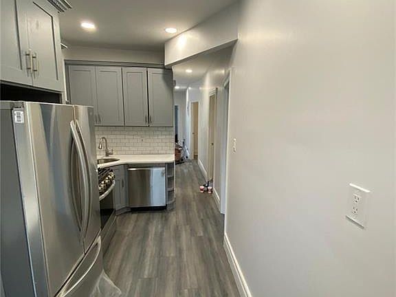 2nd image of 3303 Cruger Ave