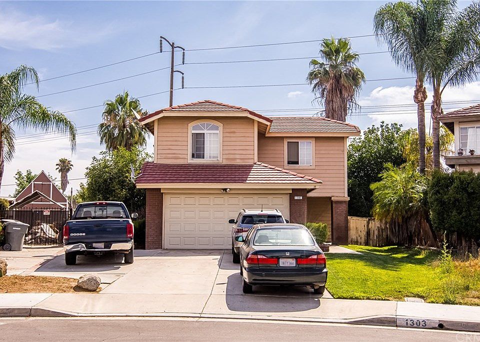 2nd image of 1303 Solera Way