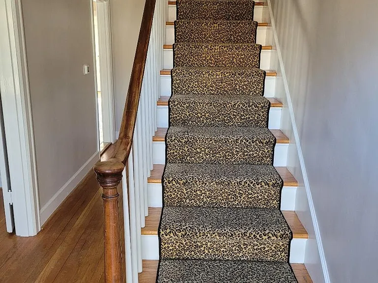 132 Bassett Ave — Photo 6
