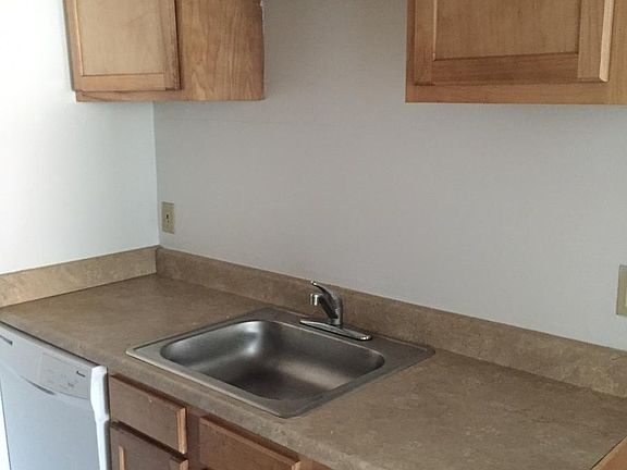 5th image of 3245 Bishop St