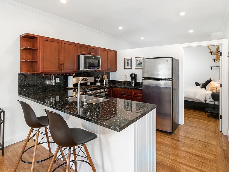 2621 Divisadero St #5 — Photo 9