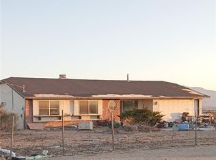 36749 Esaw Rd, Lucerne Valley, CA 92356