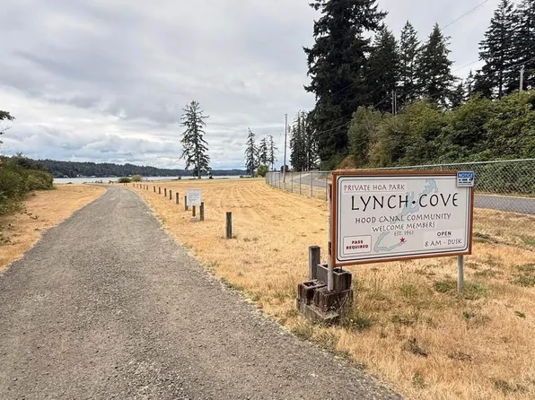 21 NE Bryan Lane, Belfair, WA 98528