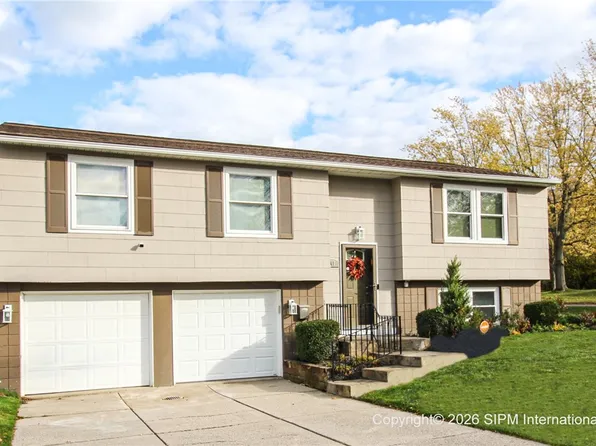 141 Fruitwood Ter, Williamsville, NY 14221