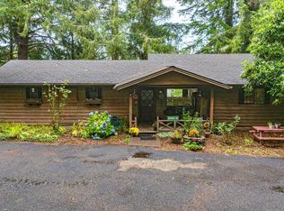 82 E Rainbow Rd, Waldport, OR 97394
