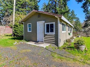 91355 Lowell Ln, Coos Bay, OR 97420