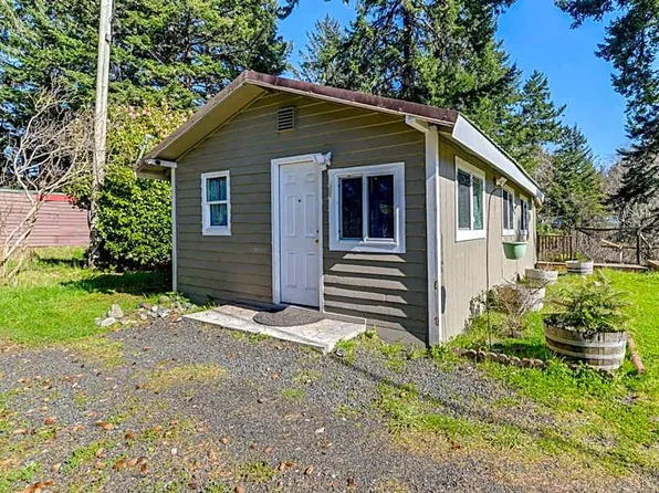 91355 Lowell Ln, Coos Bay, OR 97420