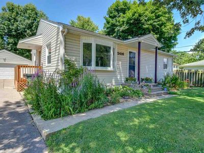 2416 O Ave NW, Cedar Rapids, IA, 52405