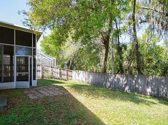 4th image of 2534 Clareside Dr