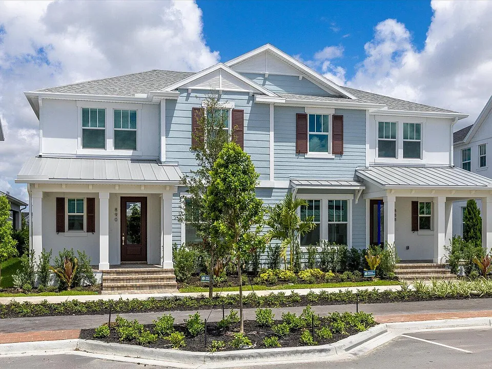 890 SW Newfield Pkwy