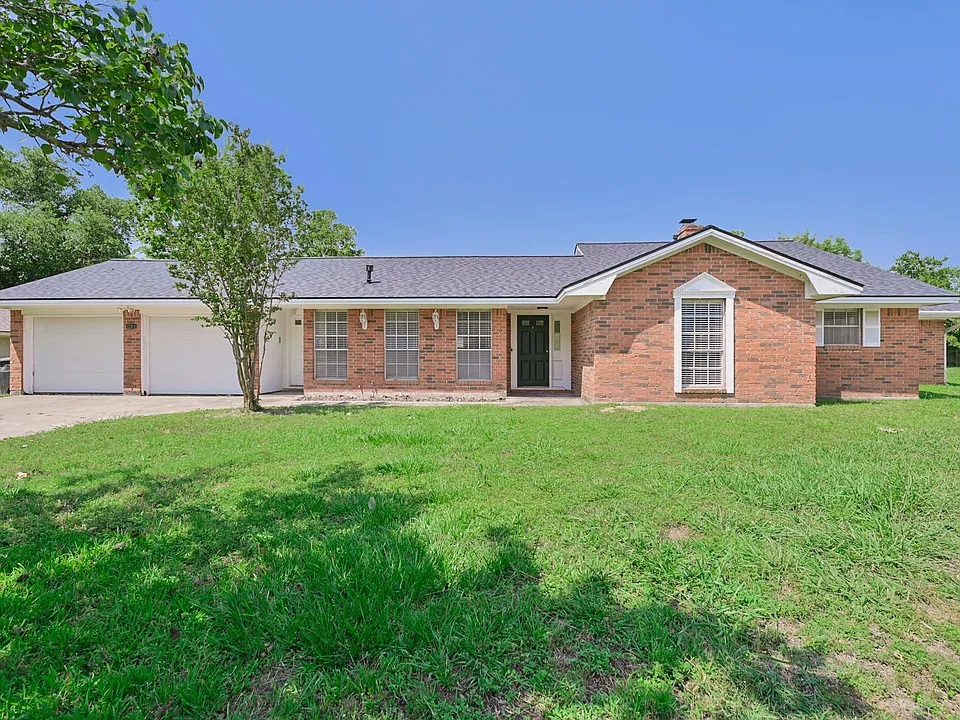 1209 S Ridgefield Cir