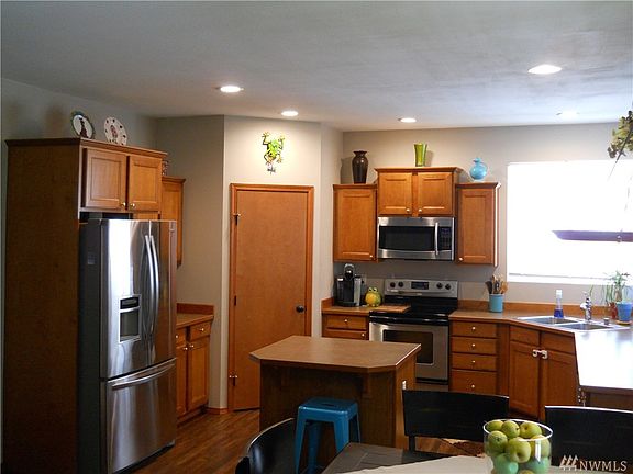 5th image of 4595 SE Bakken Ct