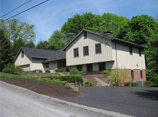 115 Shangri Ln, Pittsburgh, PA