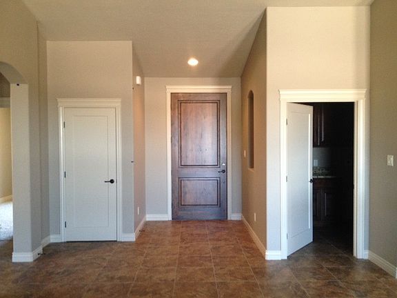 4th image of 3698 S Plowman Dr
