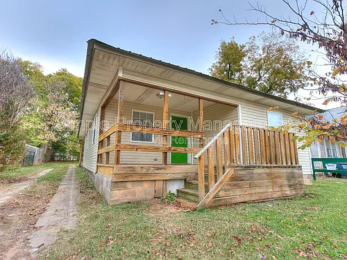 137 S Draper Ave Photo 1