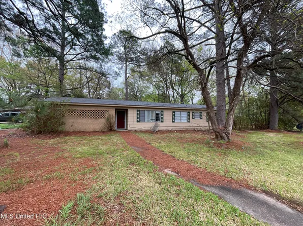 1110 Maria Dr, Jackson, MS 39204