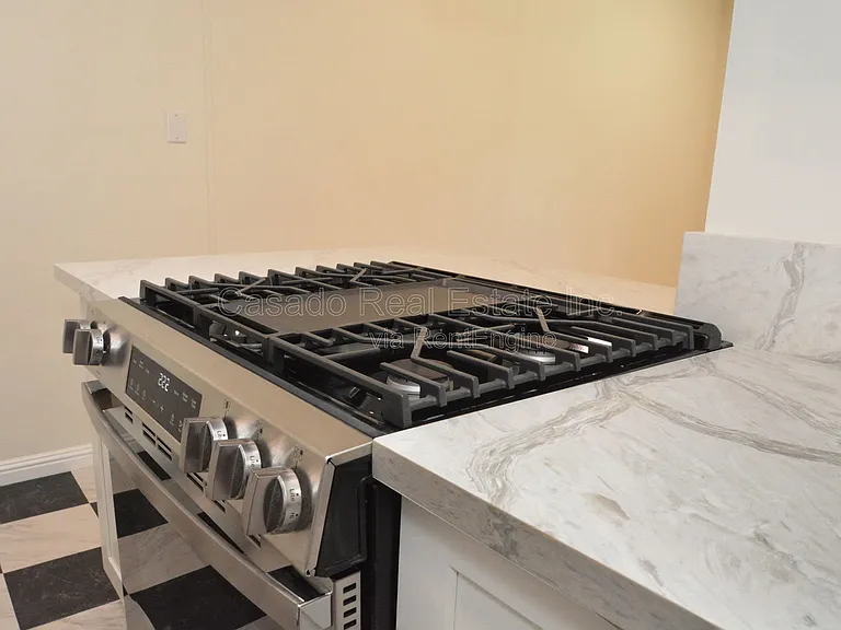 338 Elm Ave #2 — Photo 6