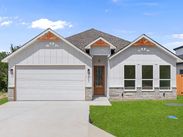 5847 Black Pine Cir, Granbury, TX 76048