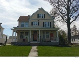 34 Farview Ave, Danbury, CT 06810