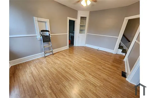 Building Photo - 12 Allegar St #12