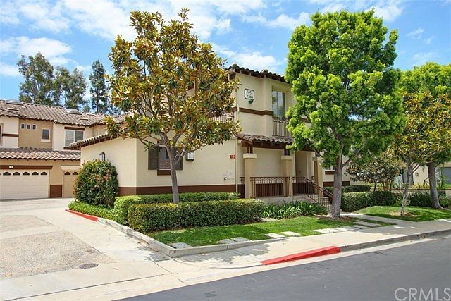 1st image of 2372 Sunningdale Dr