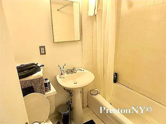 Rented by JM Preston Properties LLC | media 6
