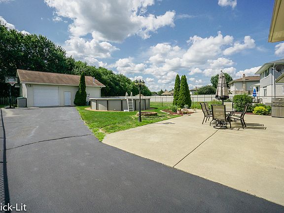 3rd image of 7415 W Arran Dr